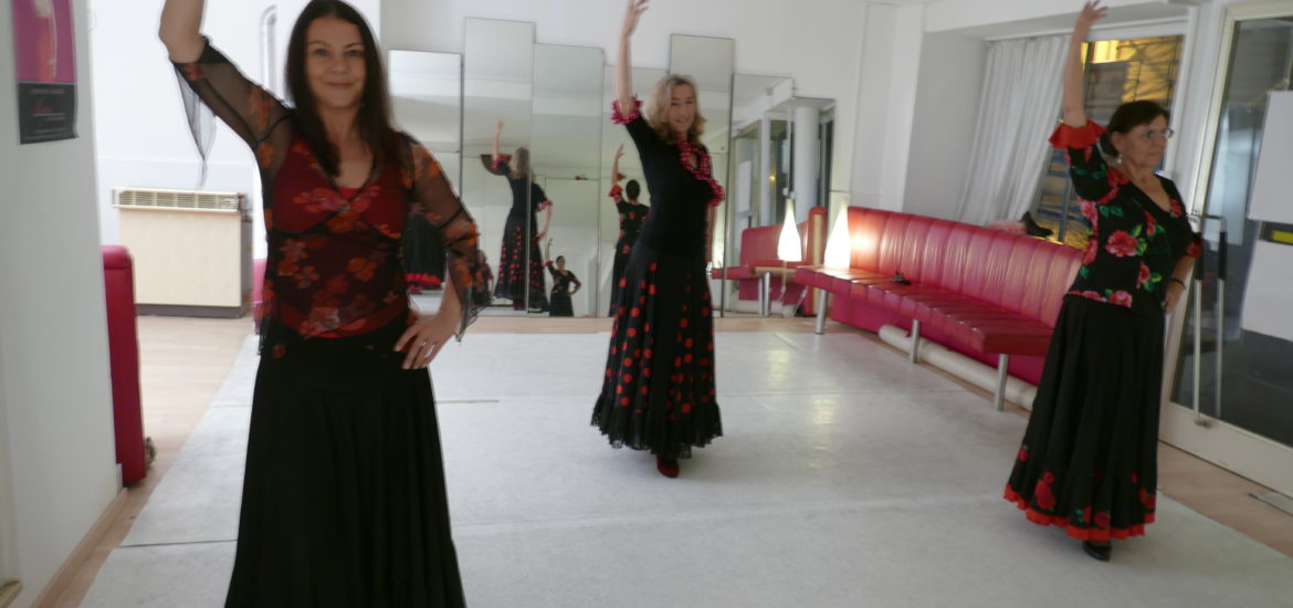 flamenco in Landshut und Deggendorf präsentiert von www.tanzschule-flamenco.de unter der Leitung von Michaela Schabel